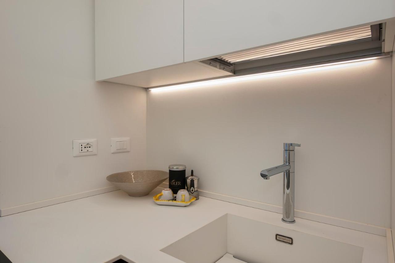 Luxury Apartment Near Arco Della Pace Guerrazzi 9 Milán Exterior foto